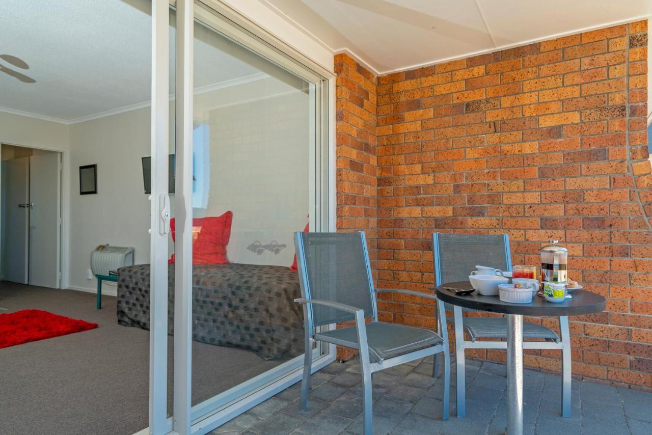 The Oceanside Motel Whitianga Dış mekan fotoğraf