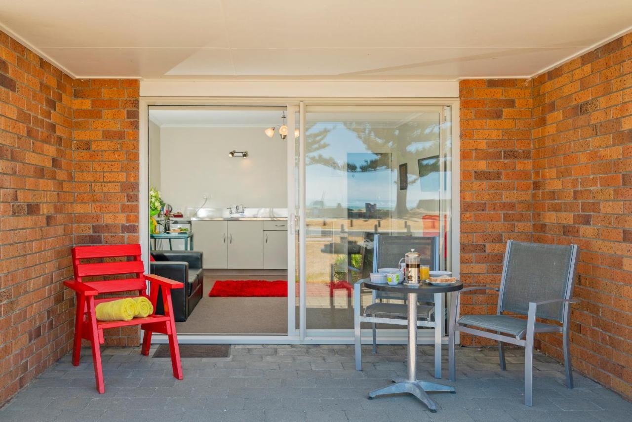 The Oceanside Motel Whitianga Dış mekan fotoğraf