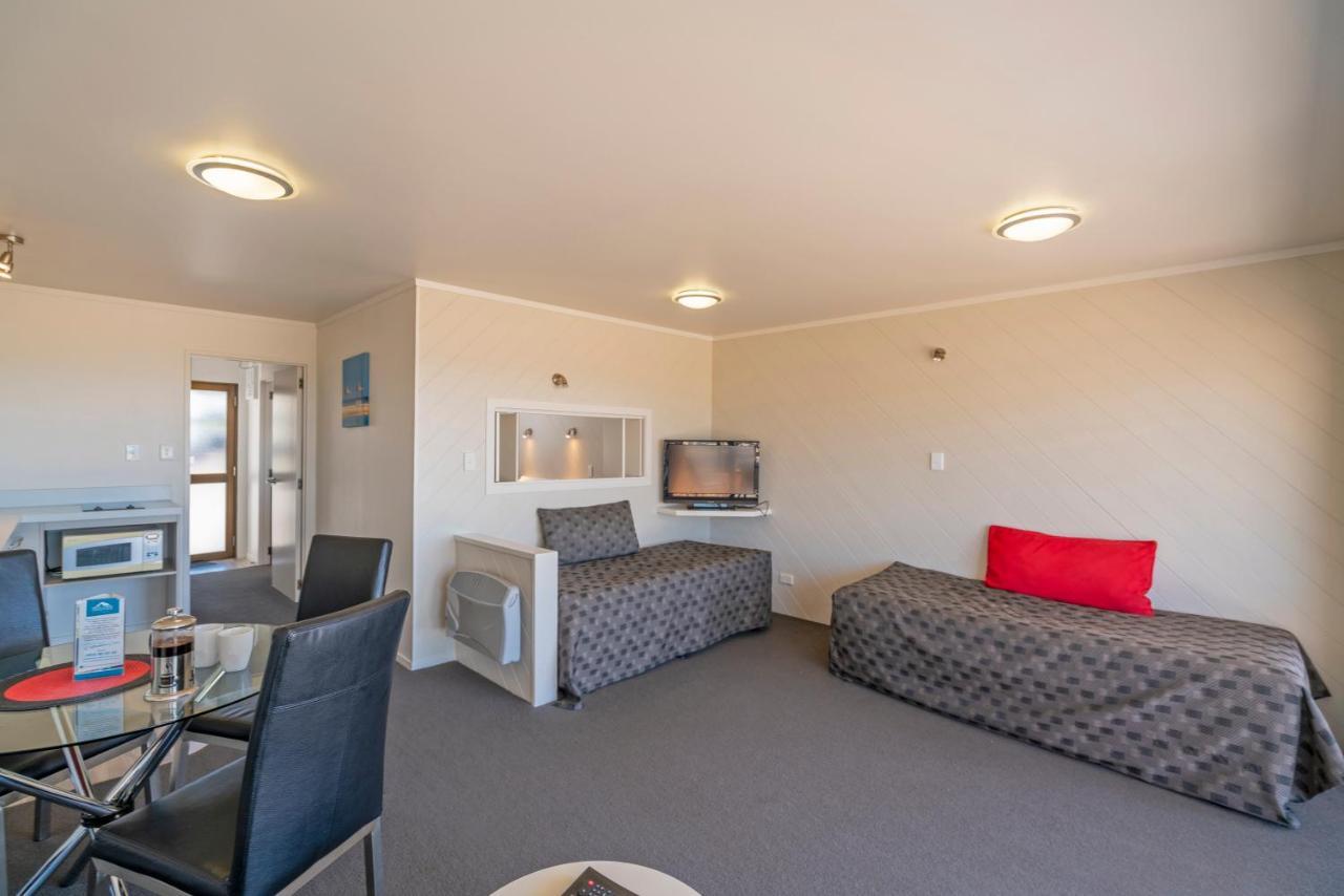 The Oceanside Motel Whitianga Dış mekan fotoğraf