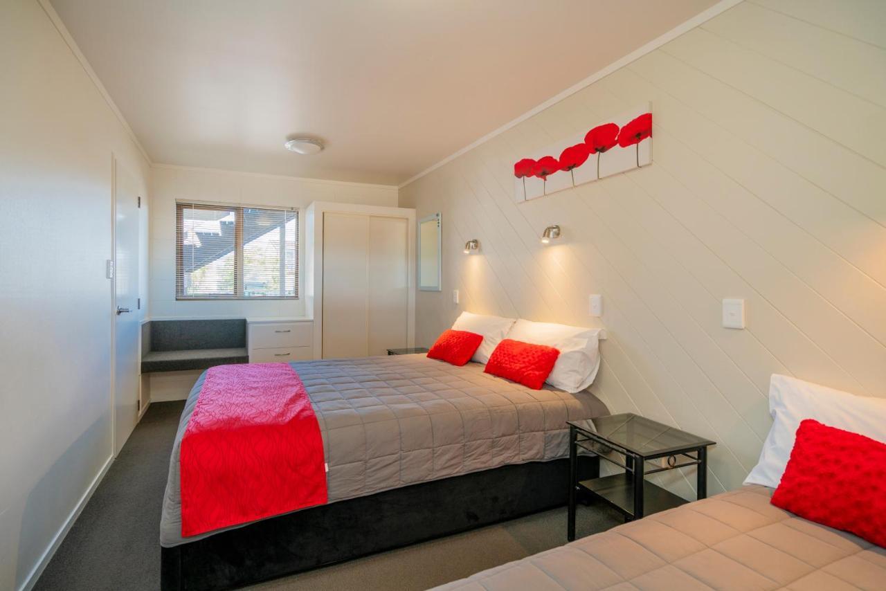 The Oceanside Motel Whitianga Dış mekan fotoğraf